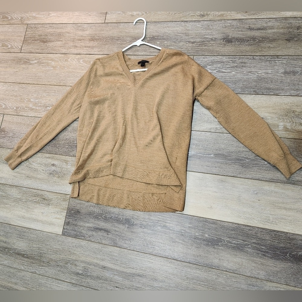 J.Crew Woman's 100%Merino Wool Tan V-Neck Sweater Size Small